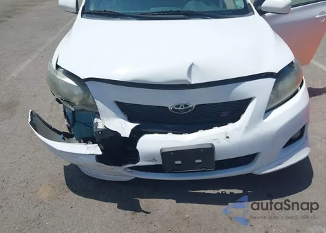 2010 Toyota Corolla S из США, поврежденный, VIN 2T1BU4EE0AC412693